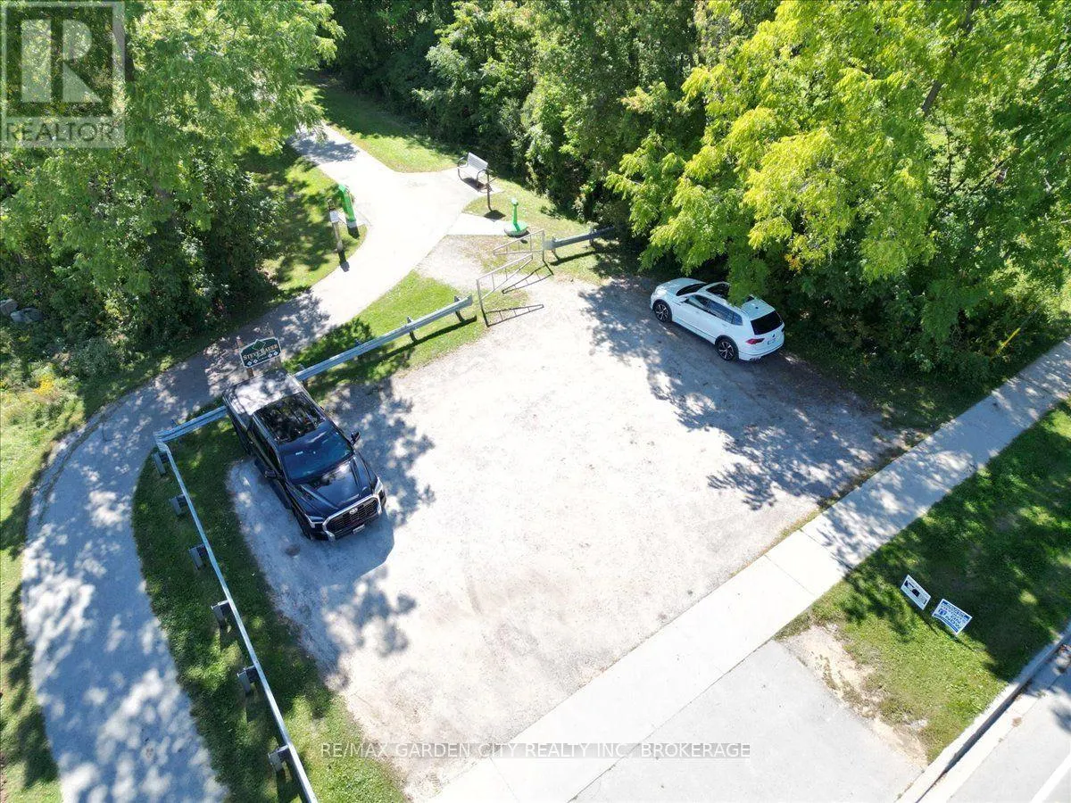 41 PORT ROBINSON ROAD