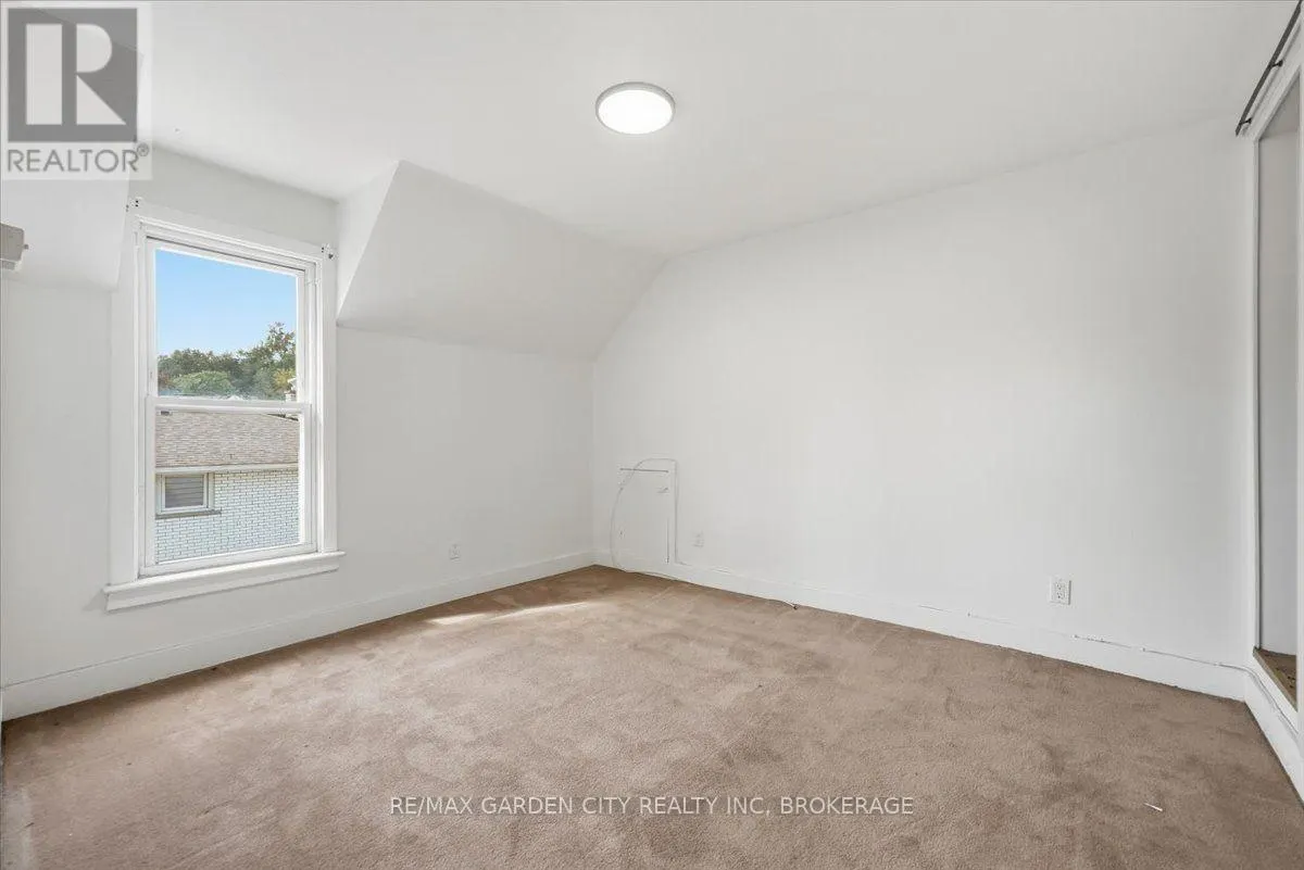 41 PORT ROBINSON ROAD
