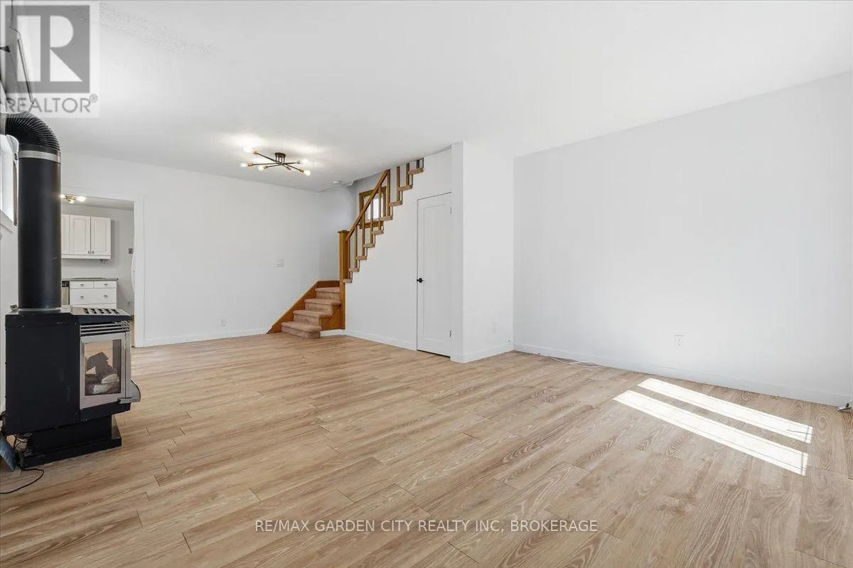 41 PORT ROBINSON ROAD