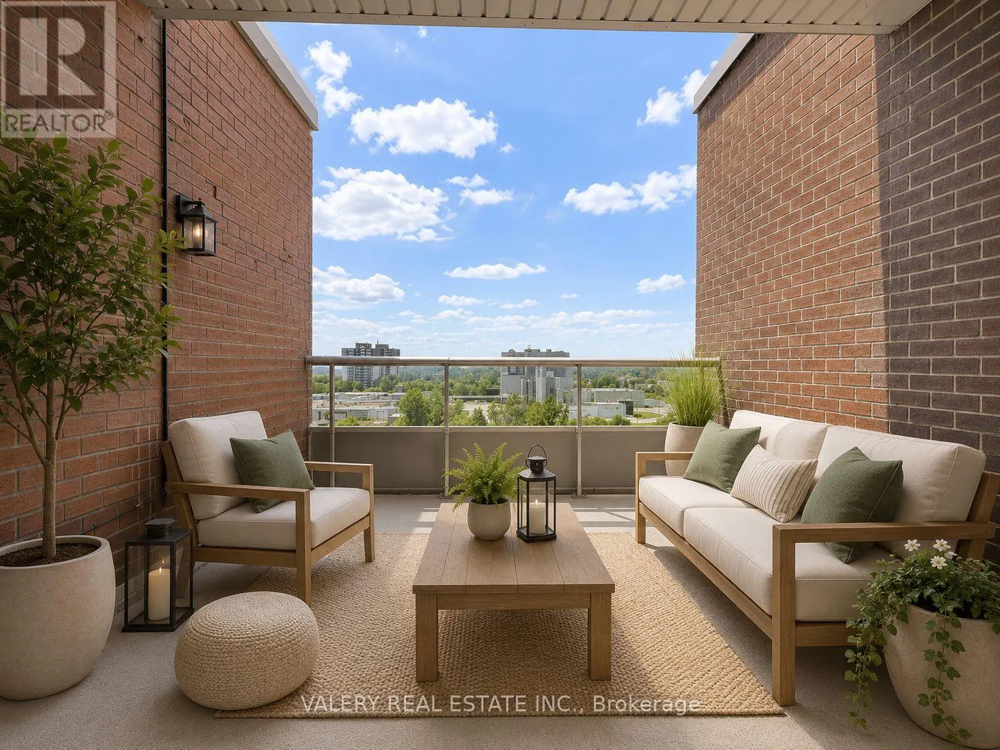 803 - 671 WOOLWICH STREET