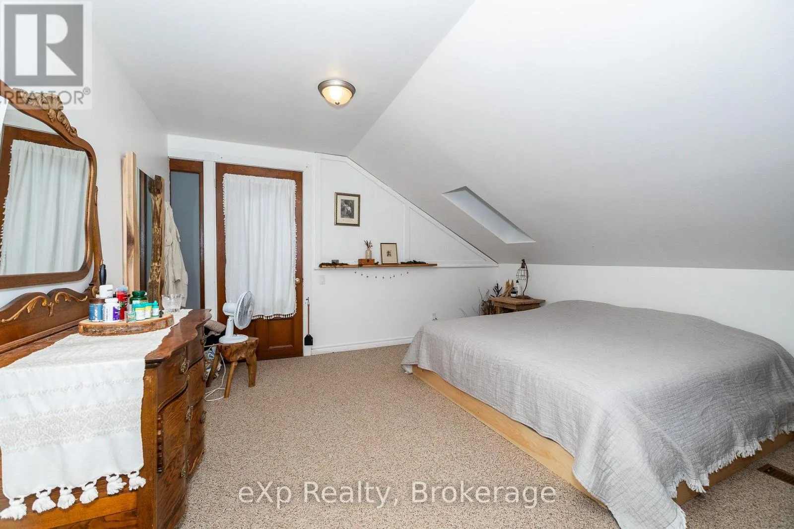 137190 GREY ROAD 12