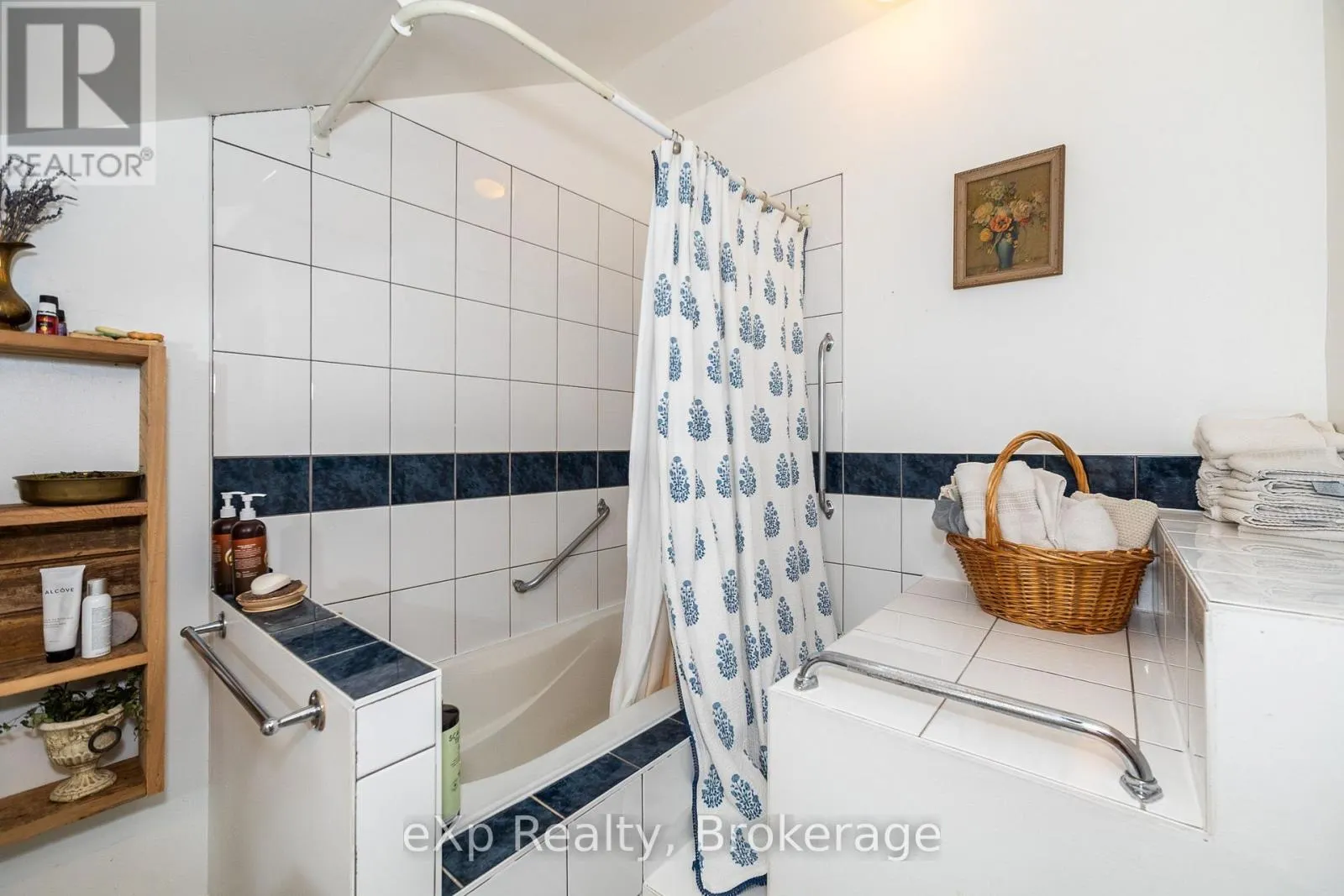 137190 GREY ROAD 12
