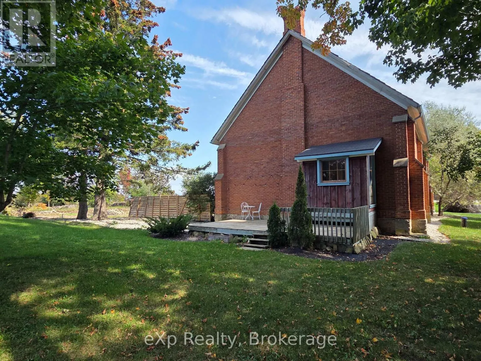 137190 GREY ROAD 12