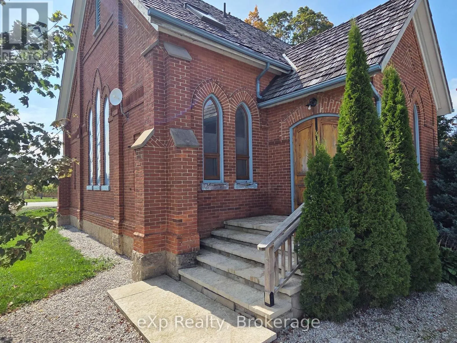 137190 GREY ROAD 12