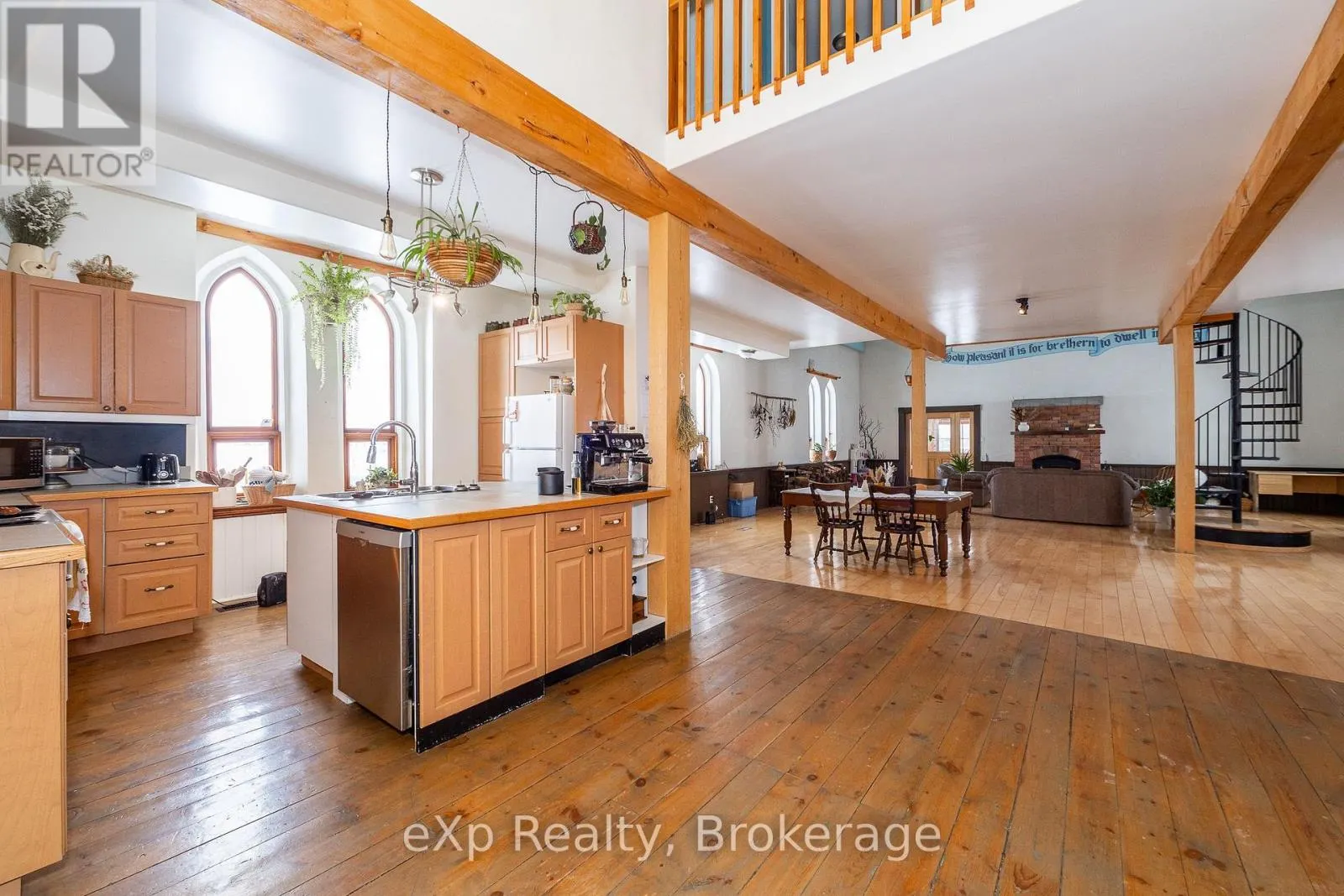 137190 GREY ROAD 12