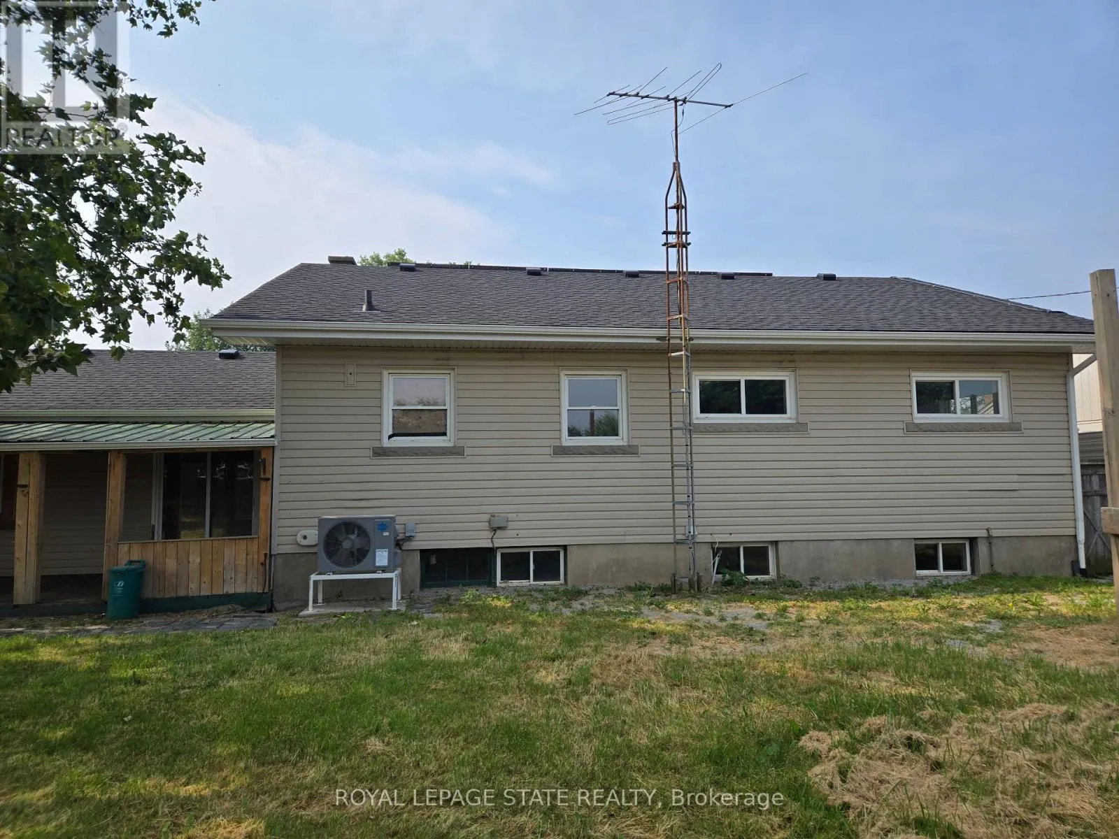 16 BRODERICK AVENUE