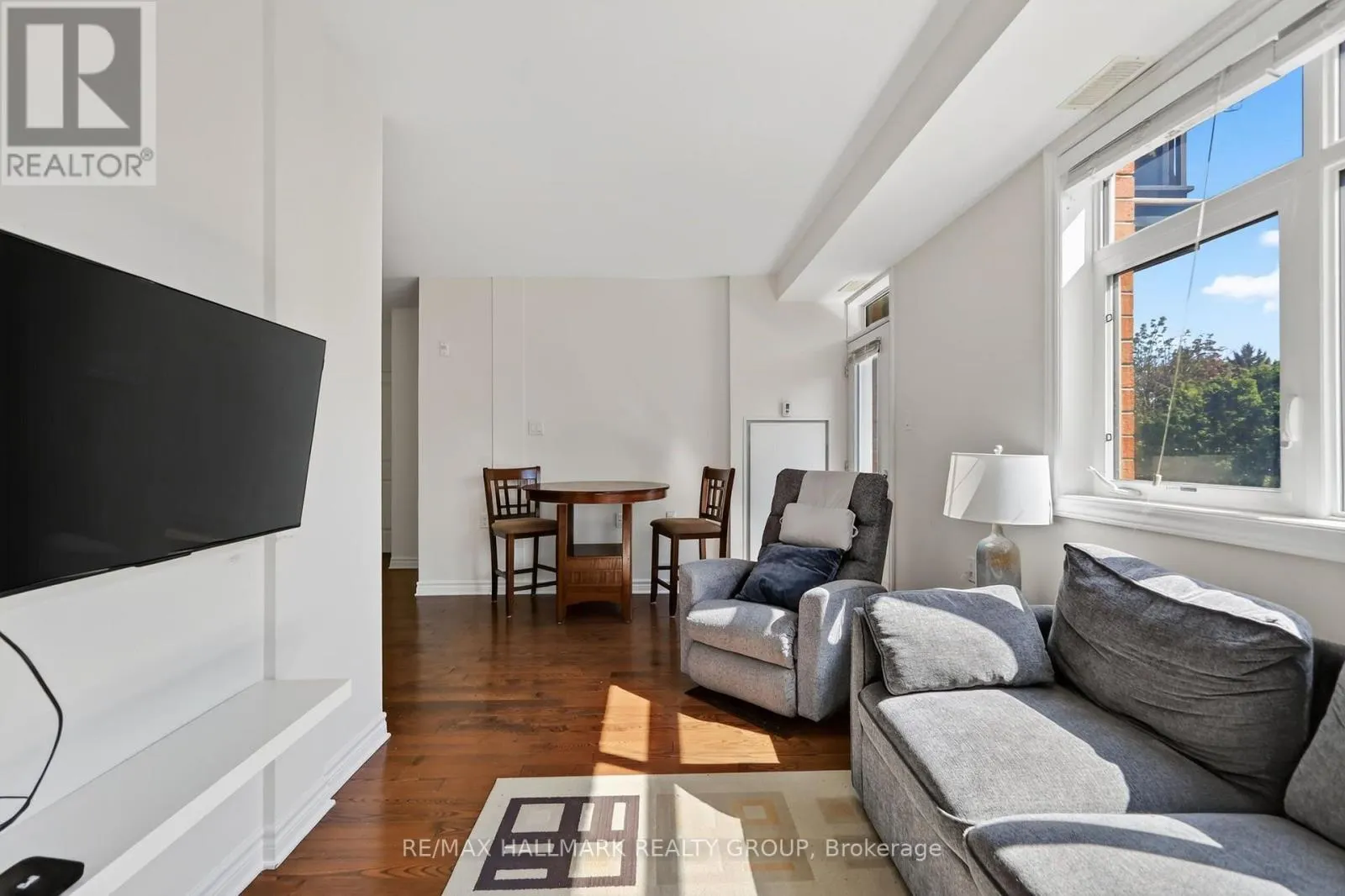 220 - 3684 FALLOWFIELD ROAD