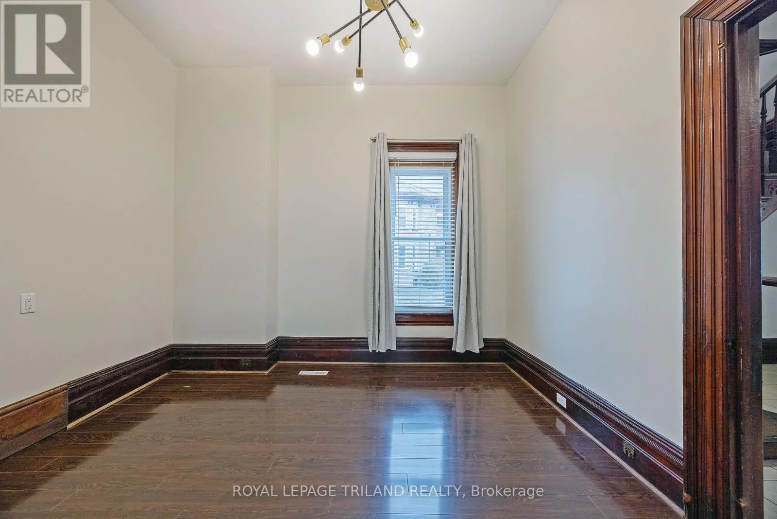 44 ELGIN STREET