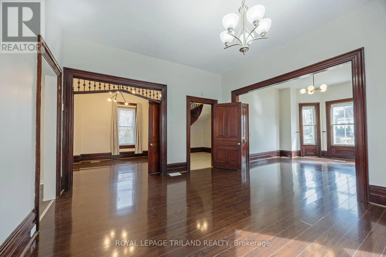 44 ELGIN STREET