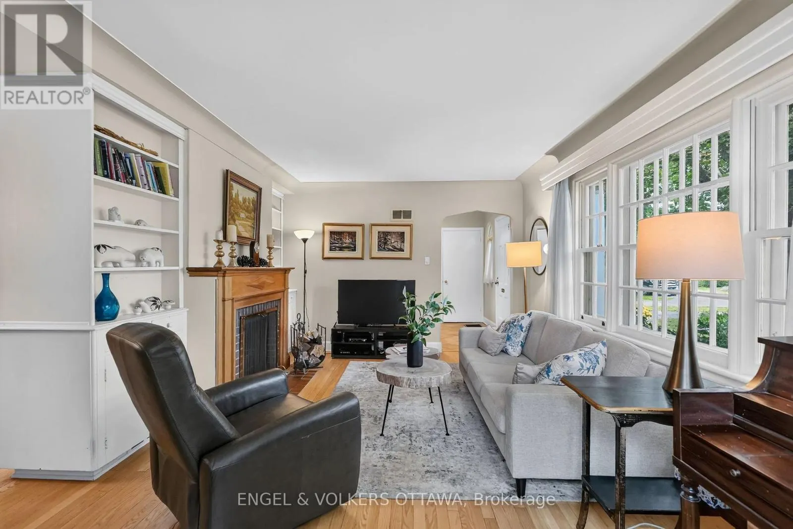 250 FAIRCREST ROAD