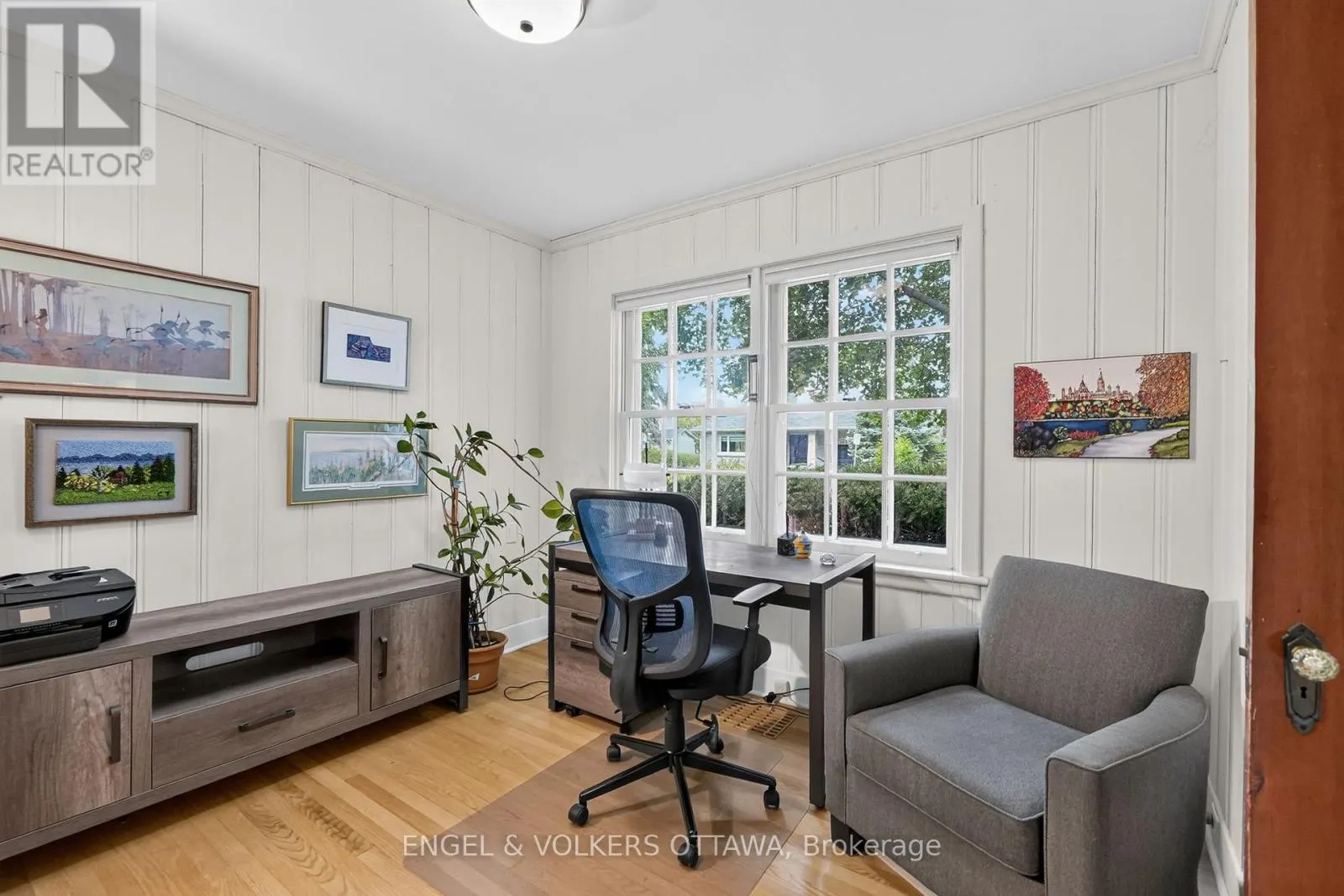 250 FAIRCREST ROAD