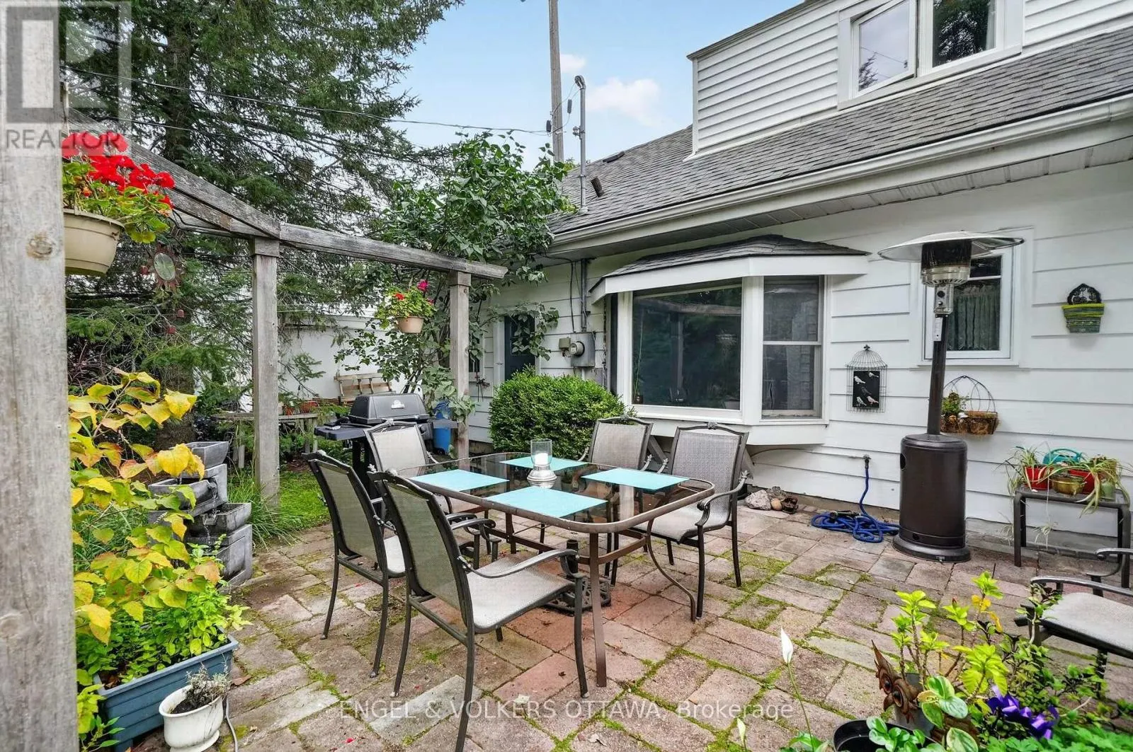 250 FAIRCREST ROAD