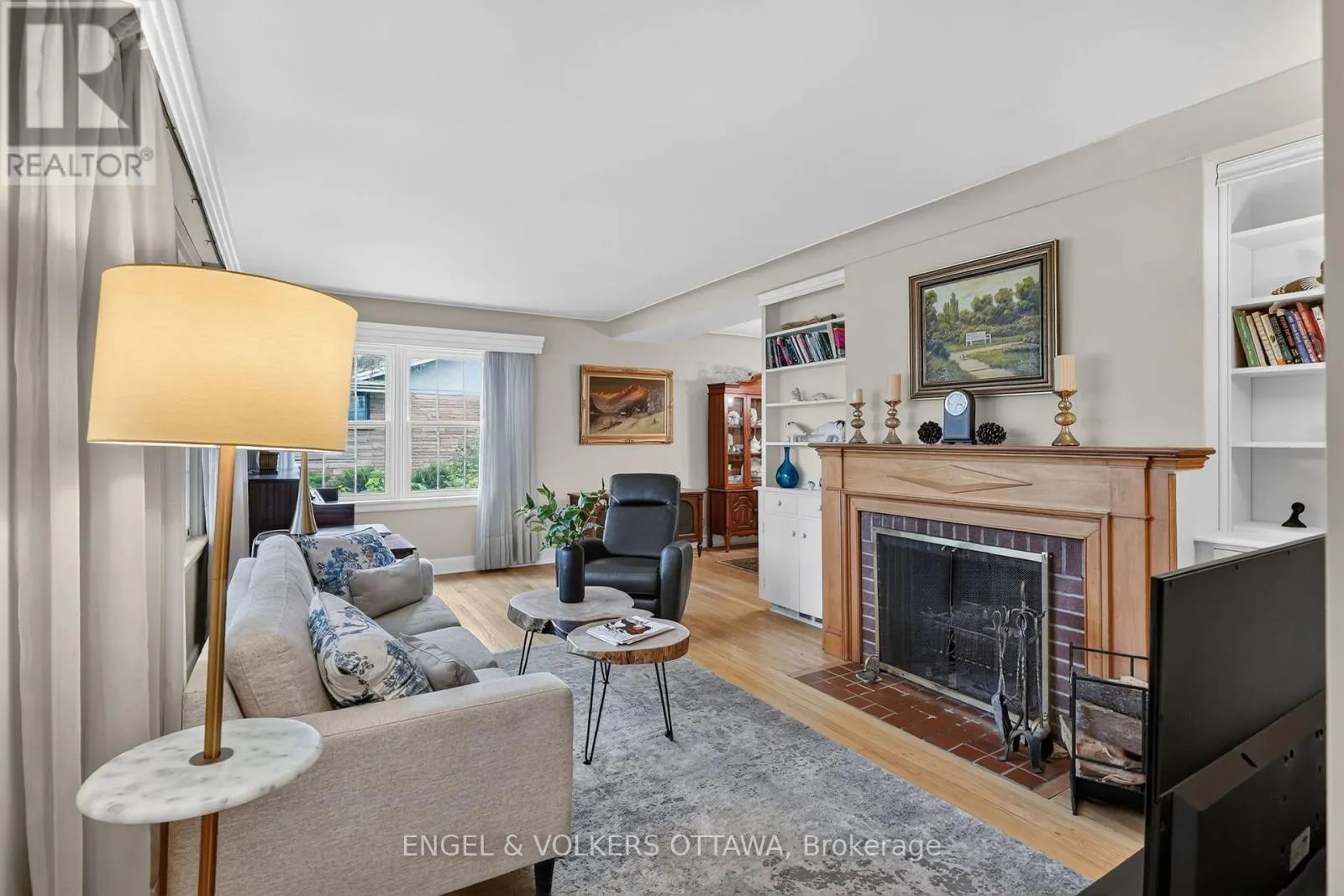250 FAIRCREST ROAD