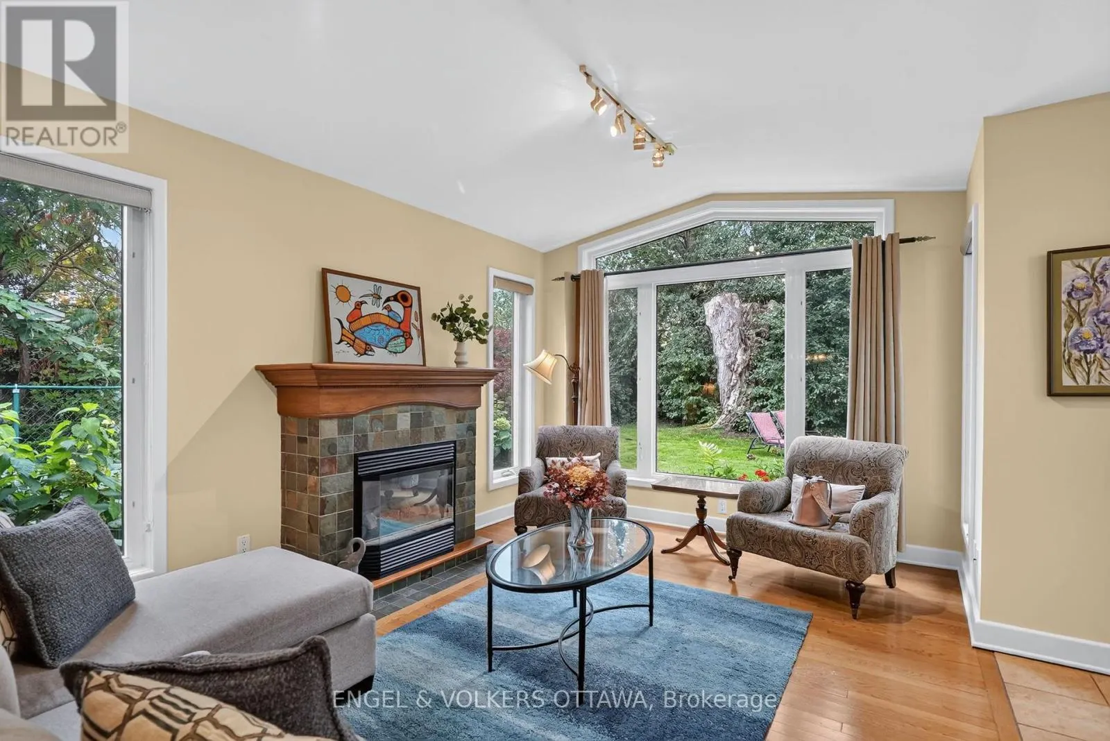 250 FAIRCREST ROAD