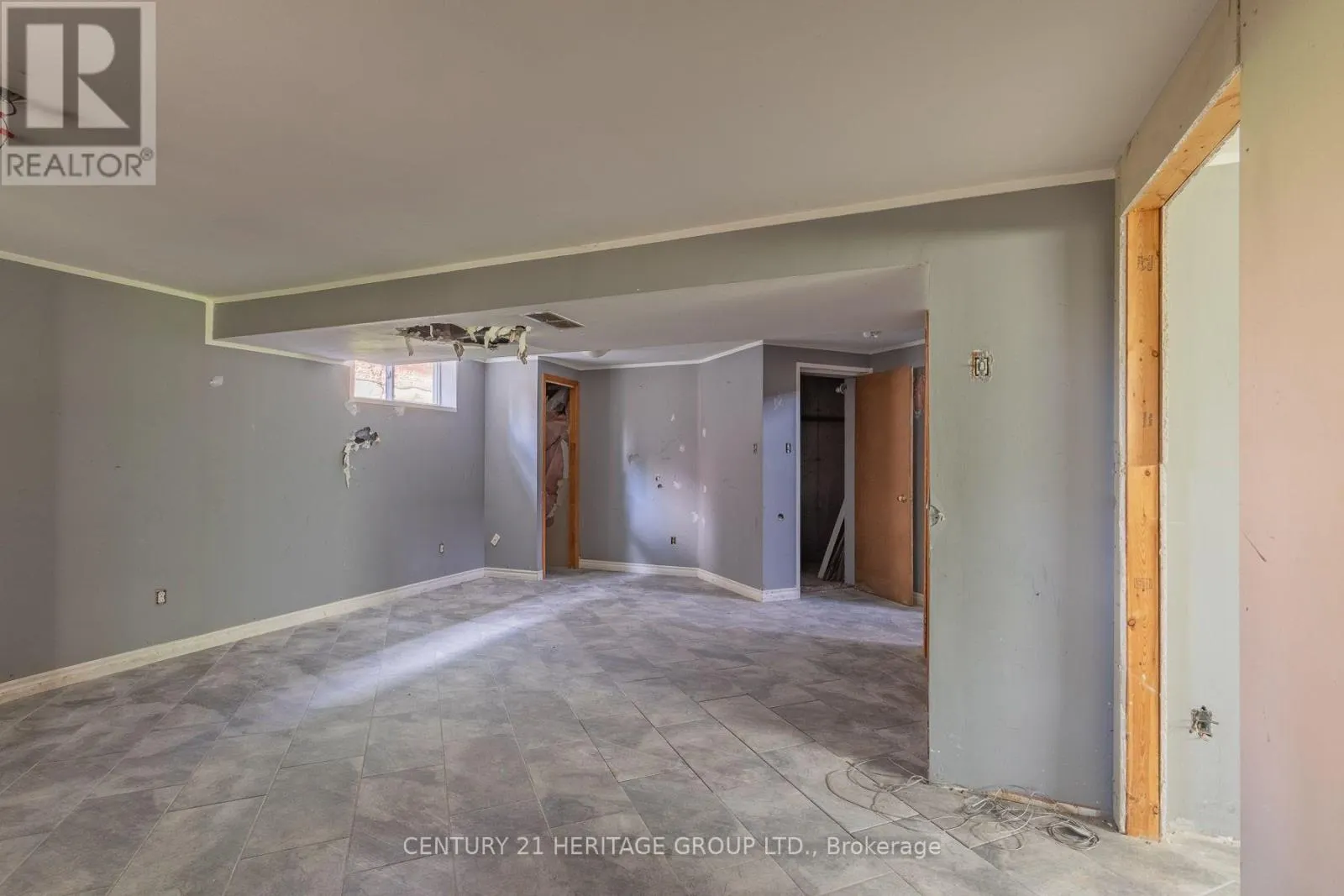430 STARWOOD DRIVE
