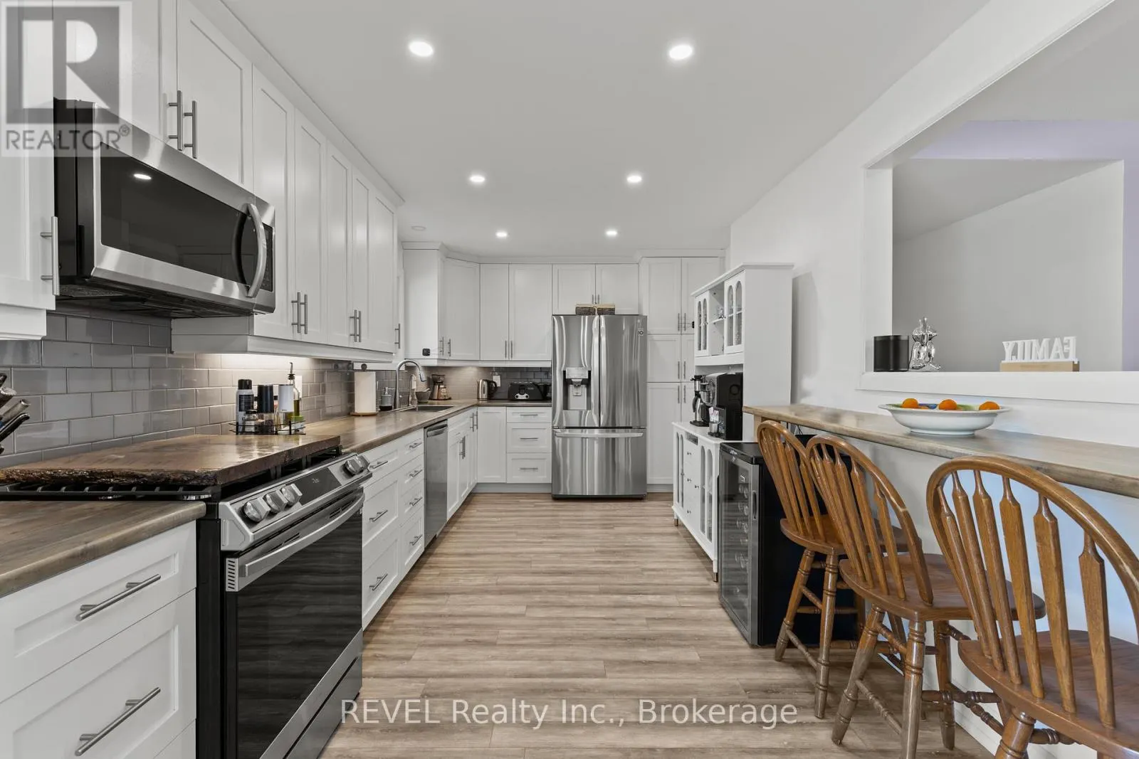 3290 SWITCH ROAD