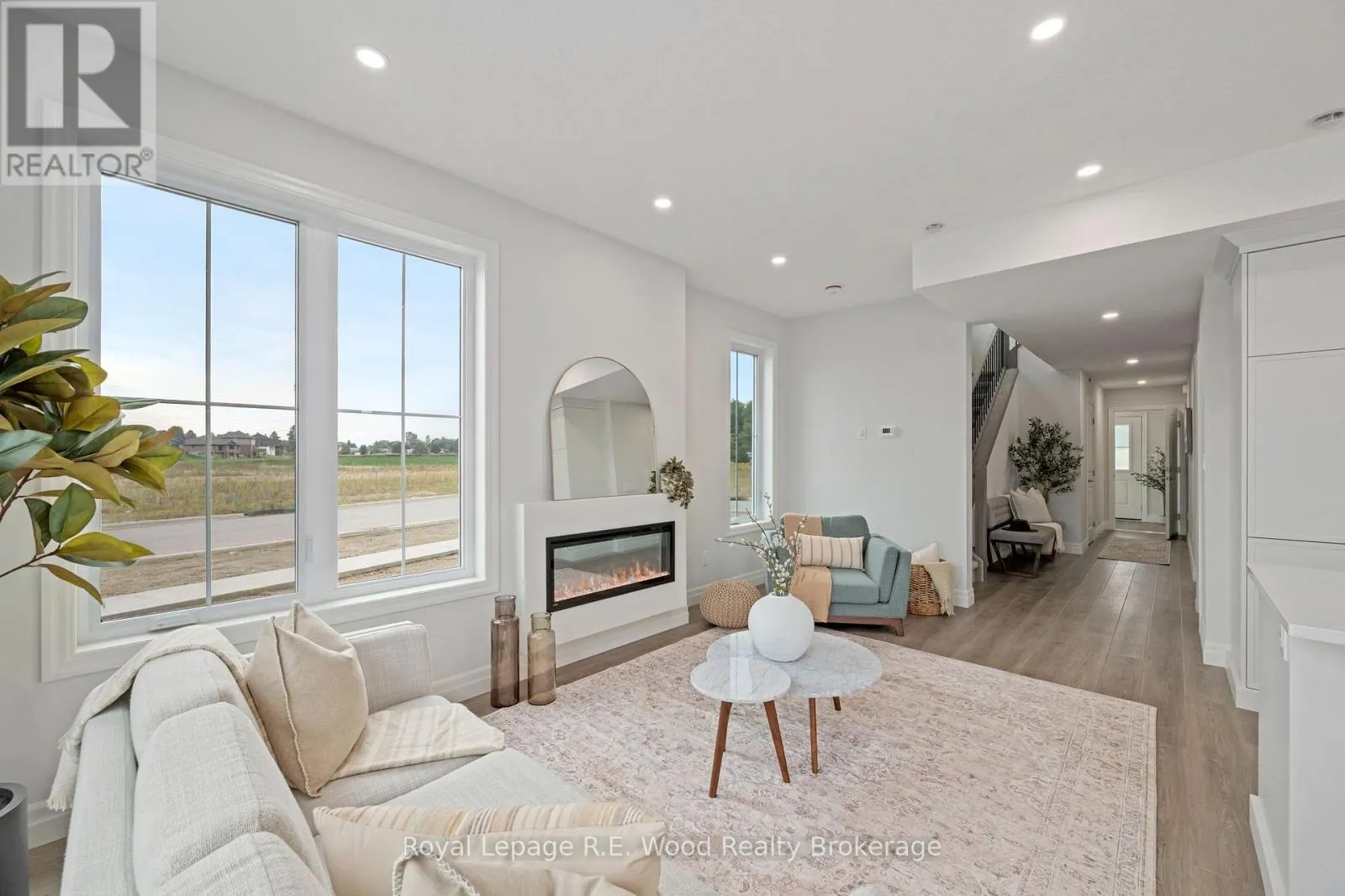7 HOYLAKE ROAD