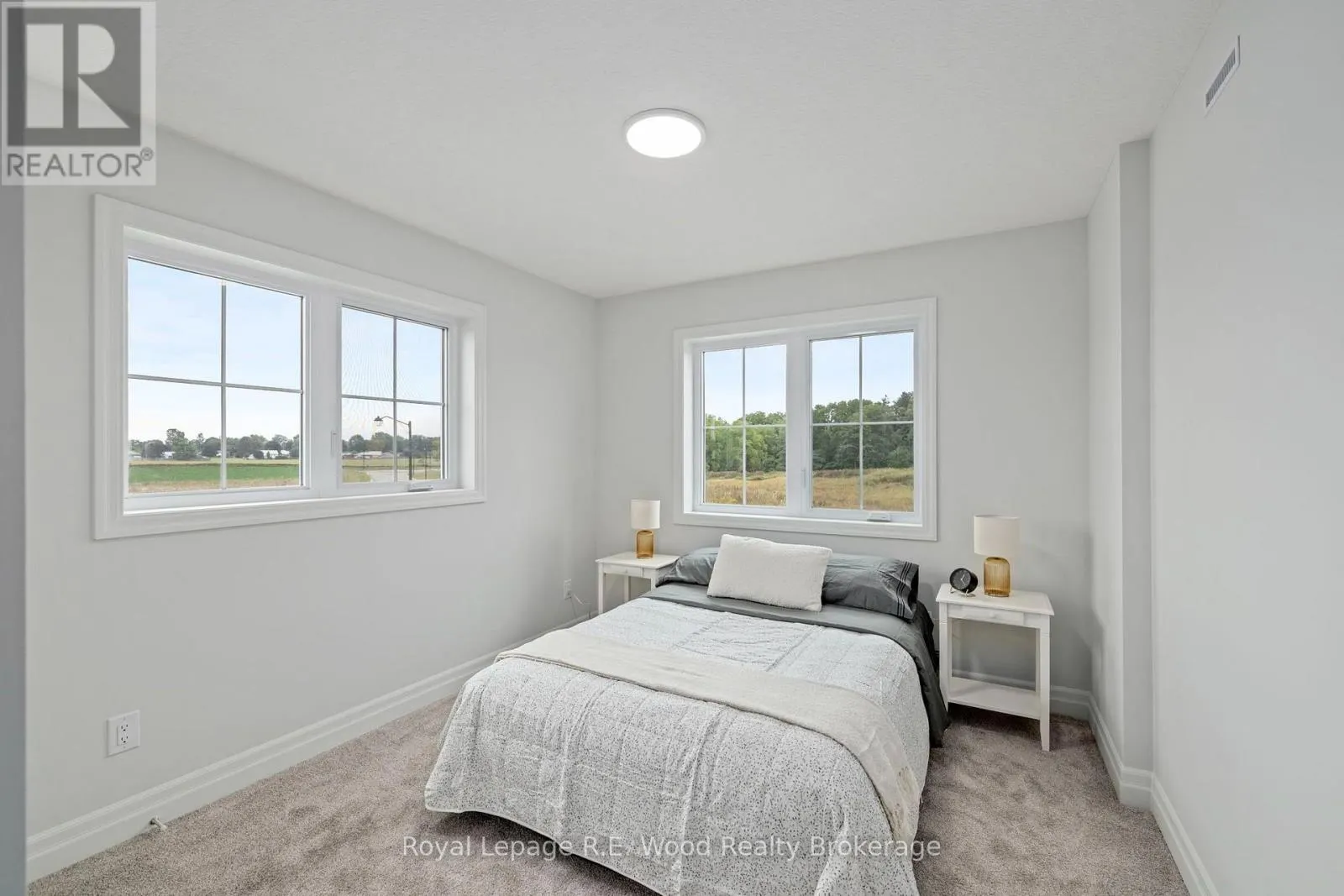 7 HOYLAKE ROAD
