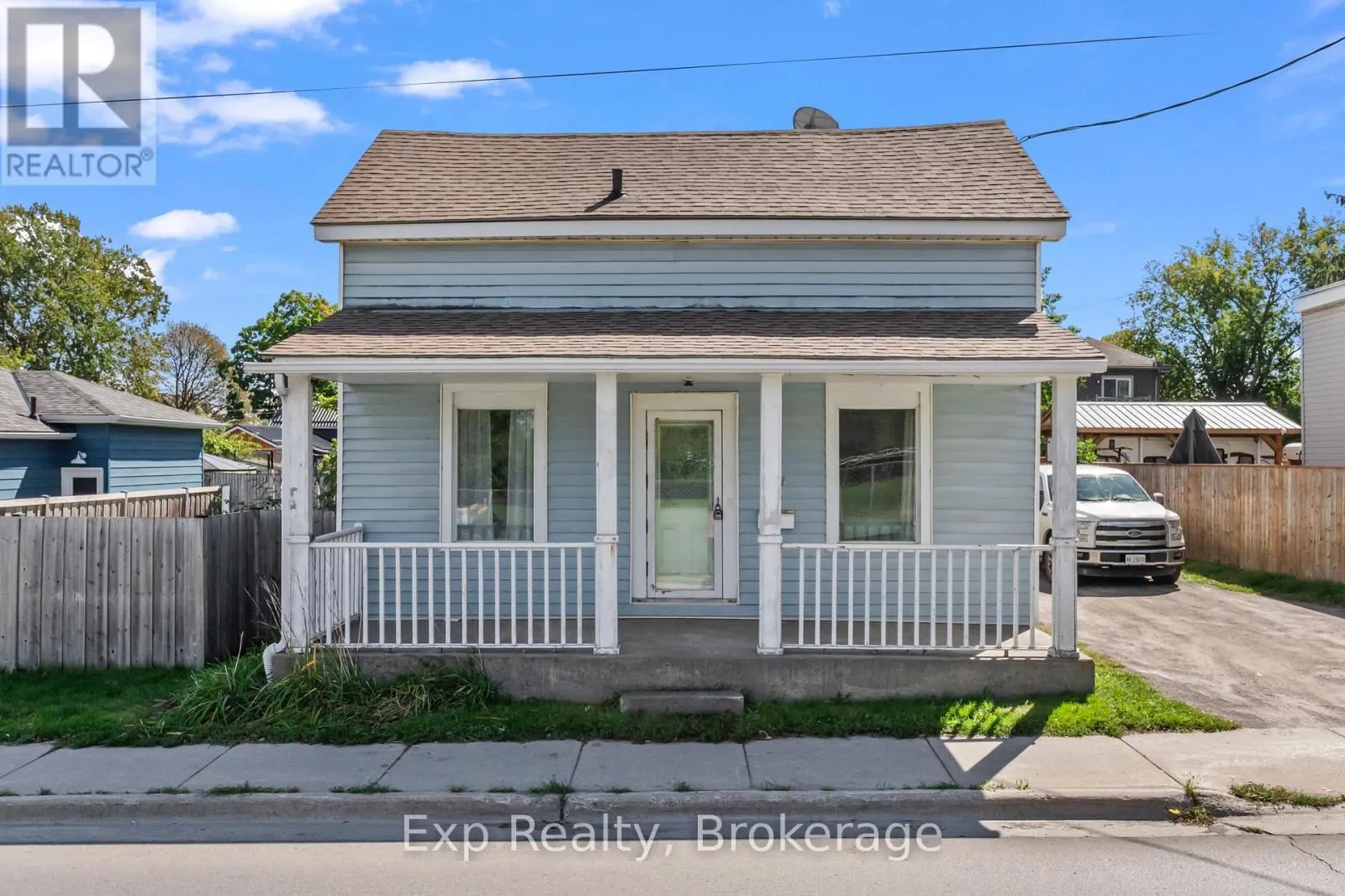 79 COLLEGE STREET E