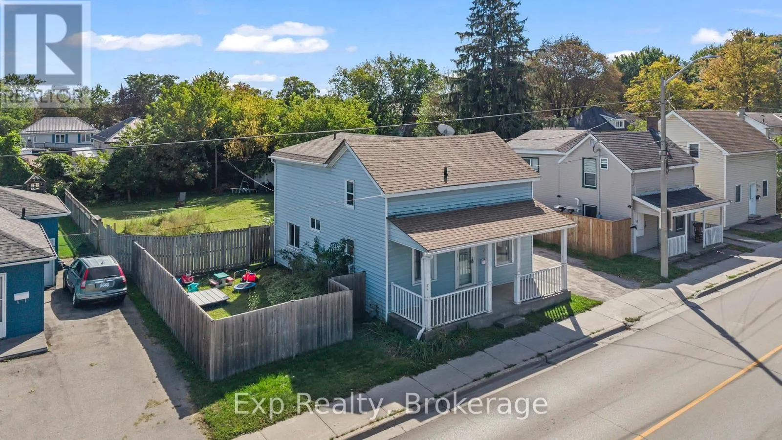79 COLLEGE STREET E