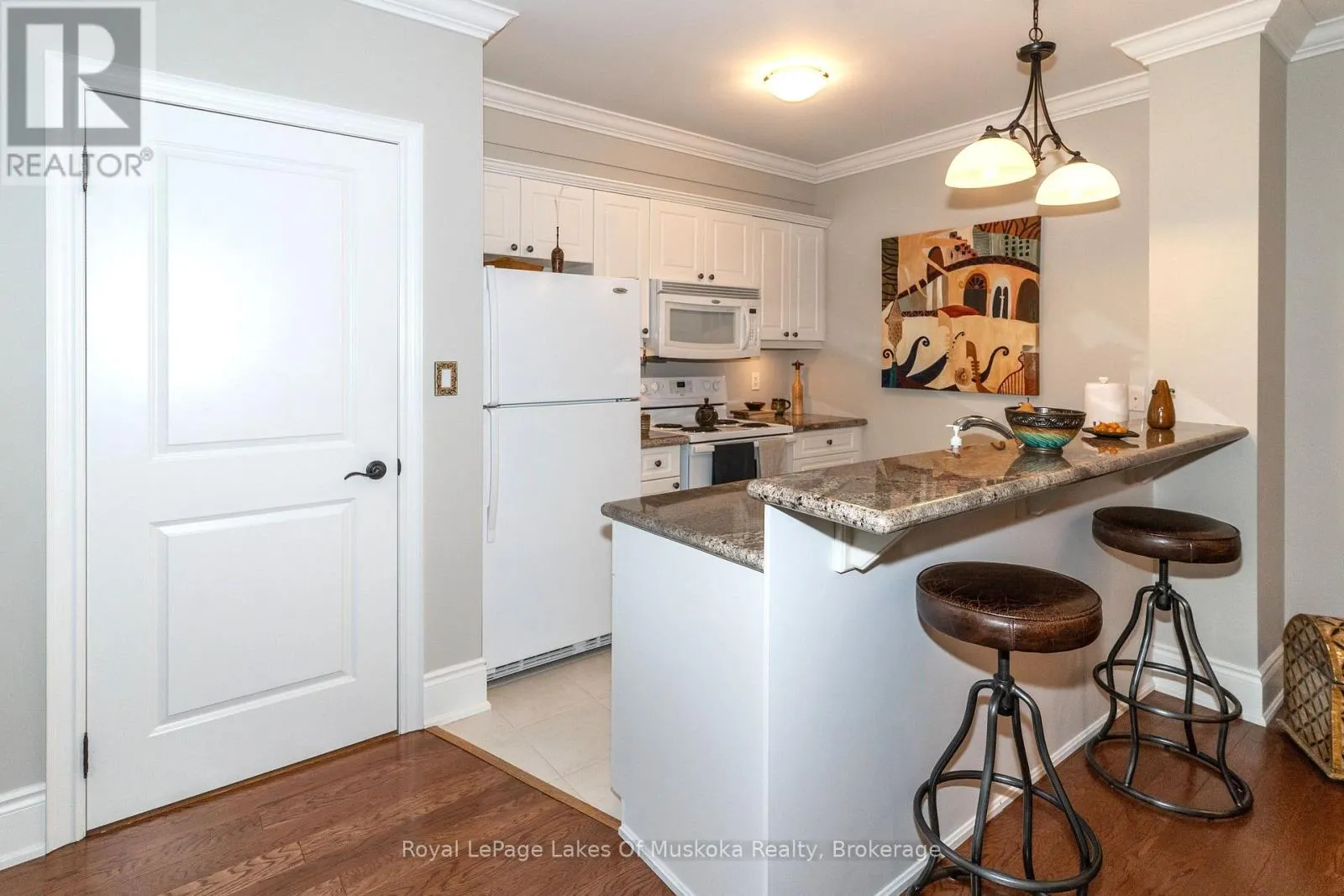 403 - 391 JAMES STREET W #403