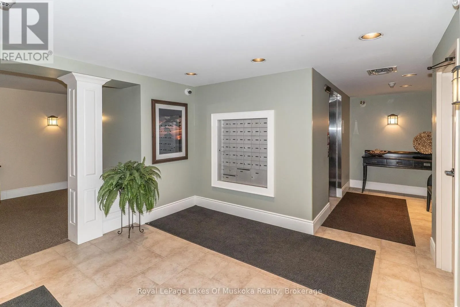 403 - 391 JAMES STREET W #403