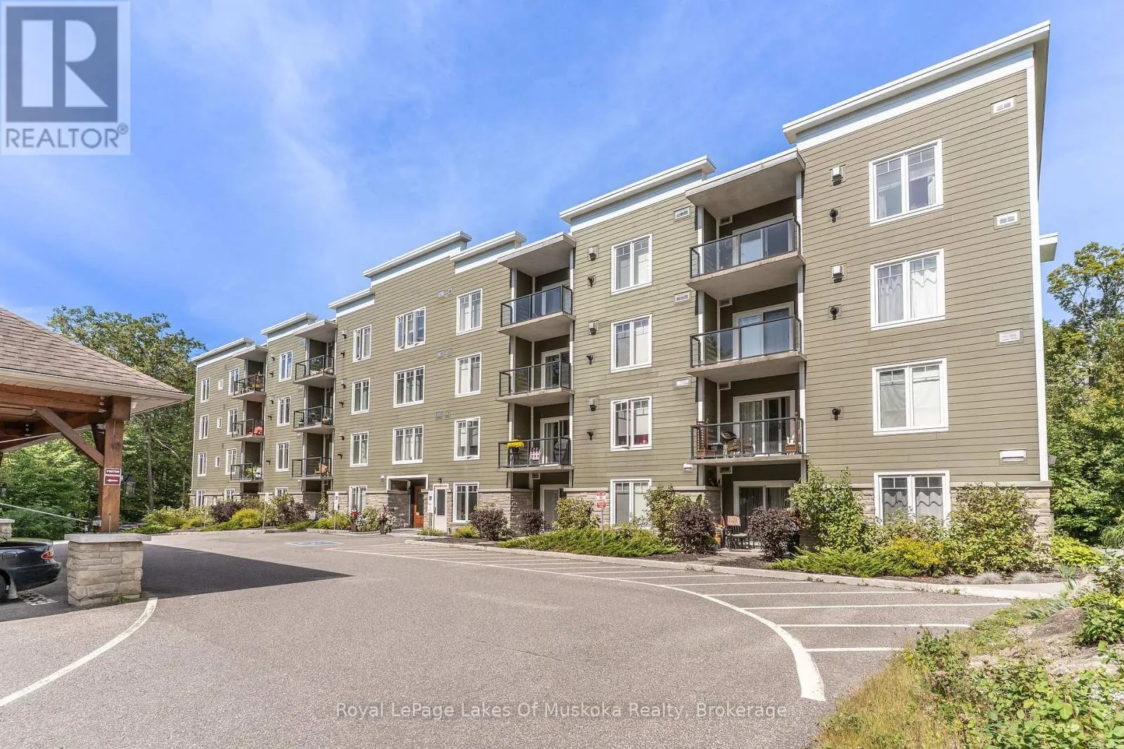 403 - 391 JAMES STREET W #403
