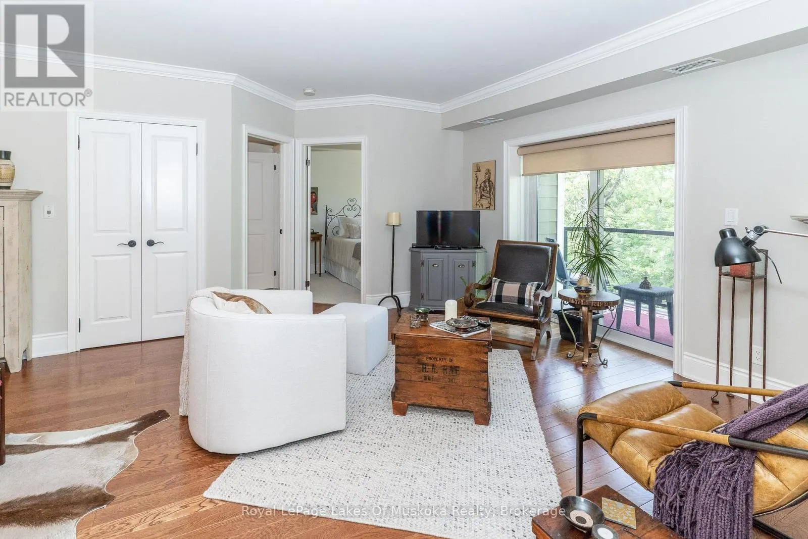 403 - 391 JAMES STREET W #403