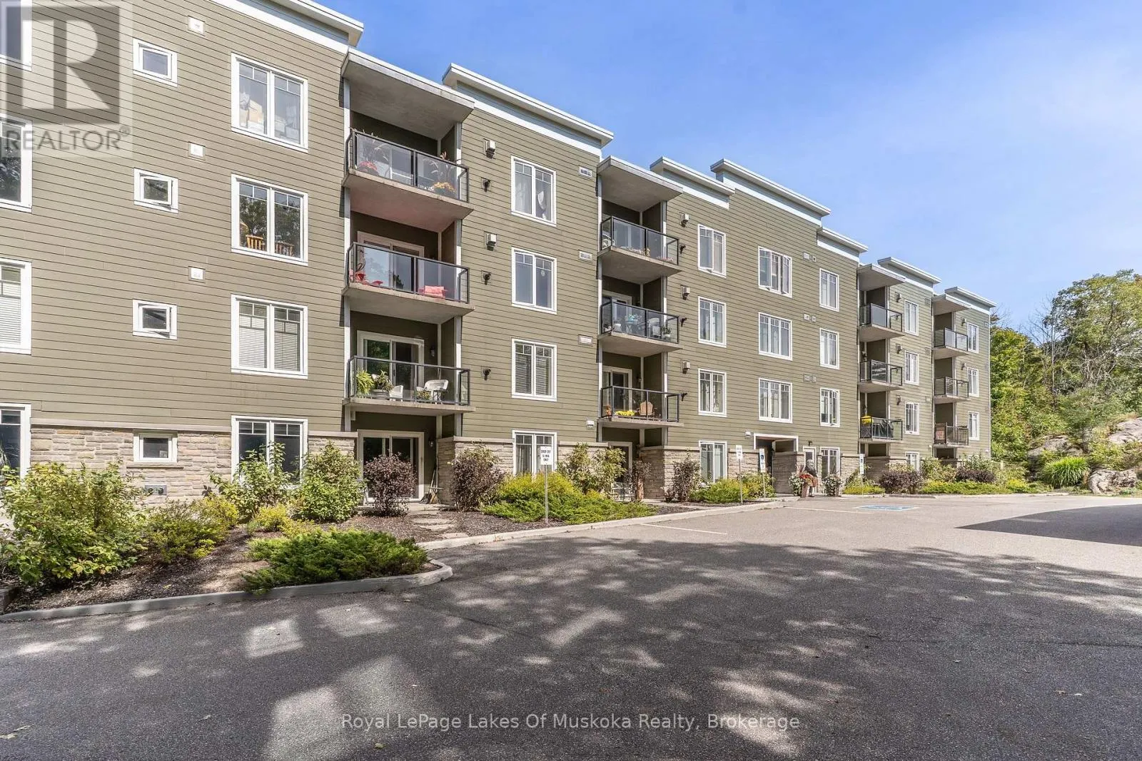 403 - 391 JAMES STREET W #403