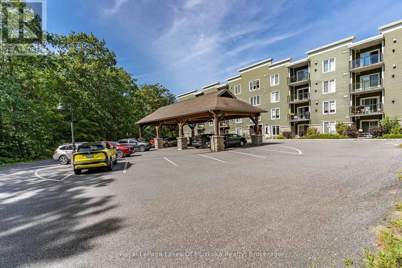 403 - 391 JAMES STREET W #403