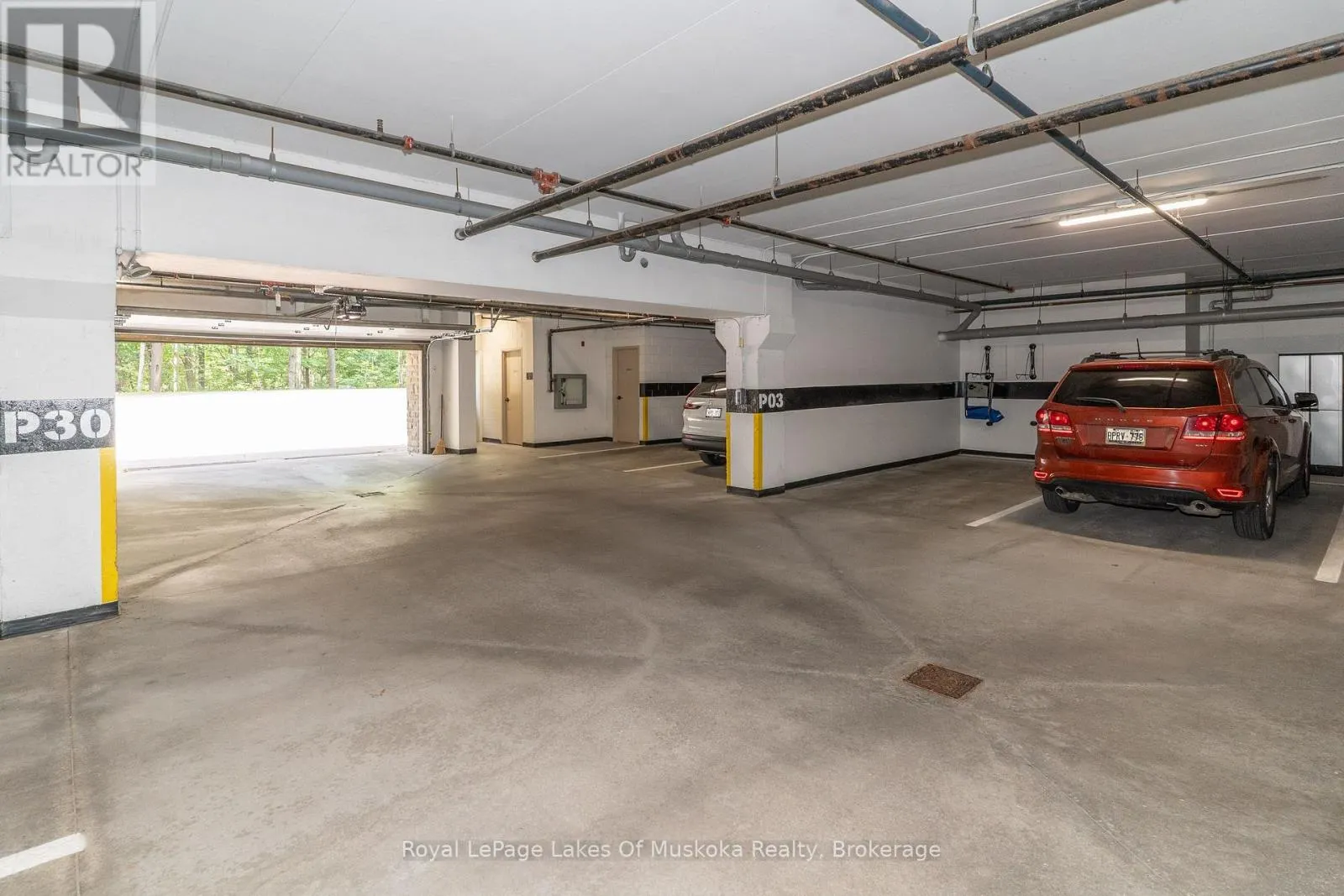 403 - 391 JAMES STREET W #403