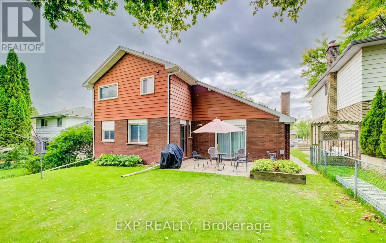 16 BONNYLYN DRIVE