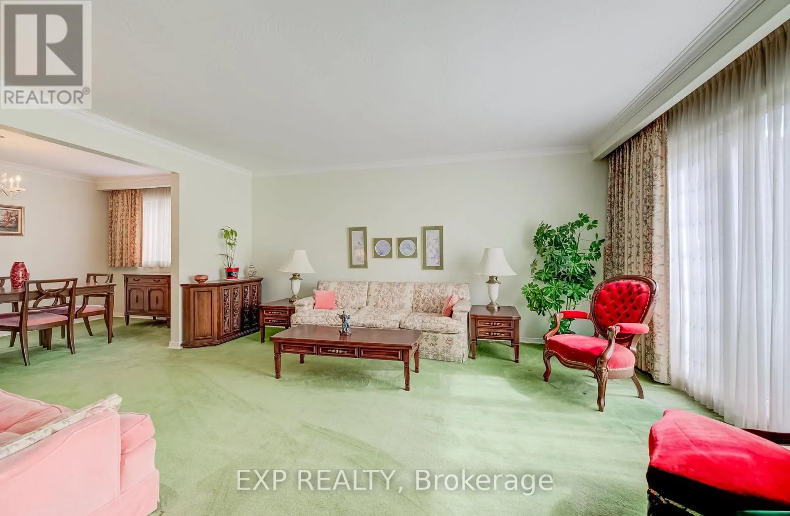 16 BONNYLYN DRIVE