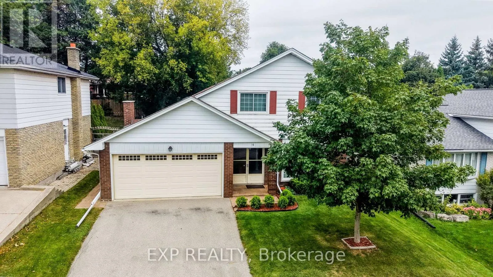 16 BONNYLYN DRIVE