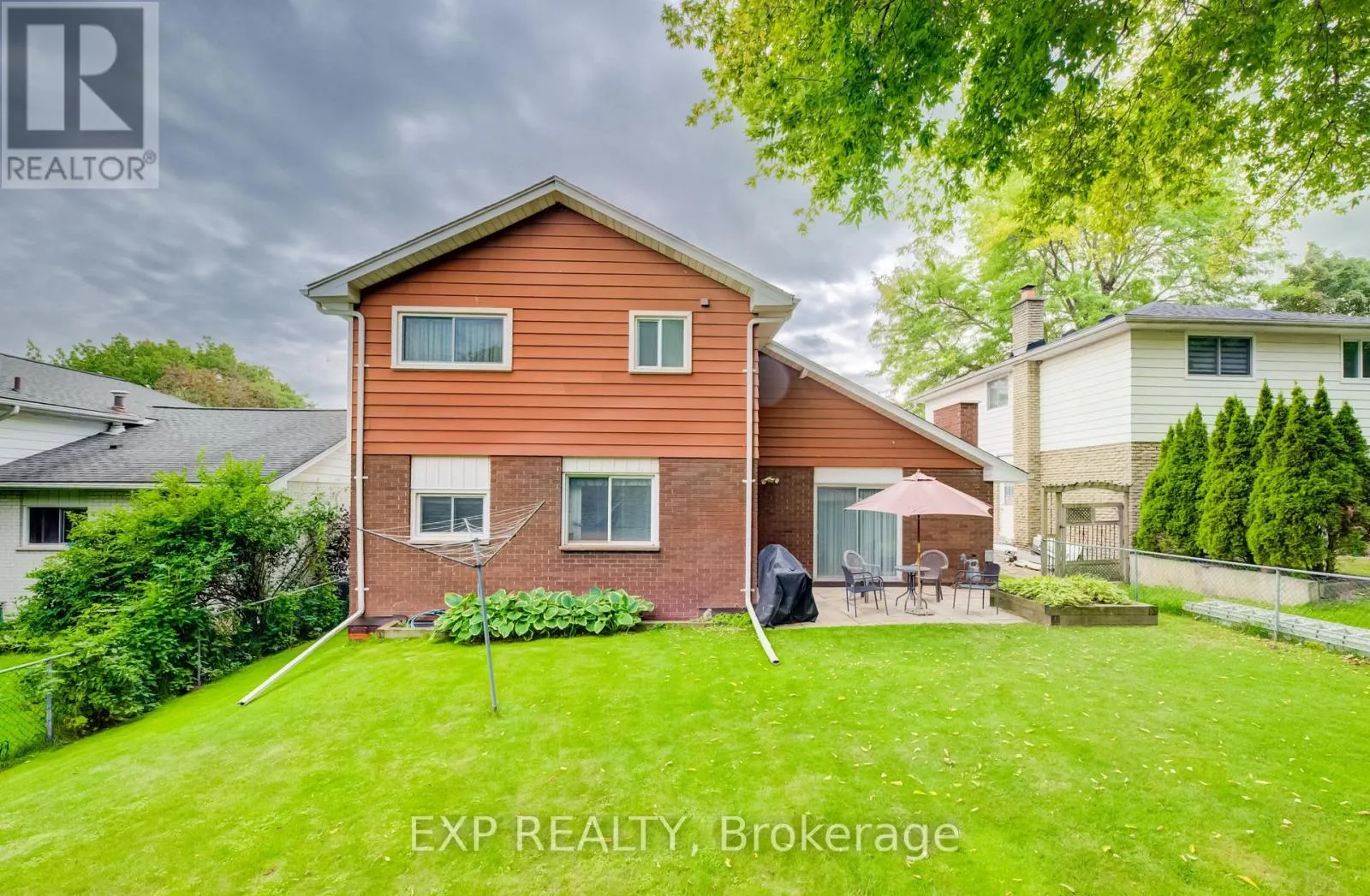 16 BONNYLYN DRIVE
