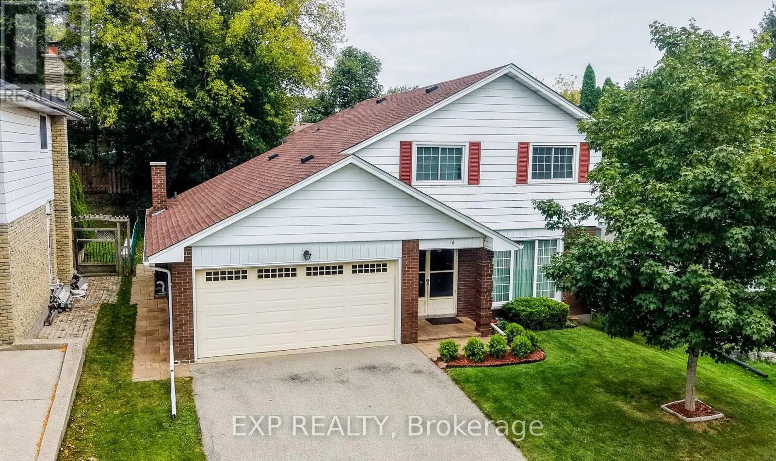 16 BONNYLYN DRIVE