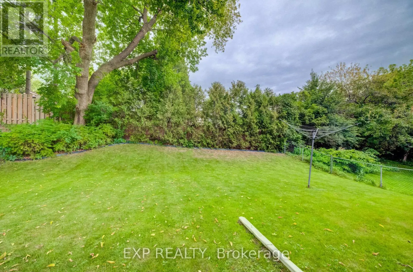 16 BONNYLYN DRIVE