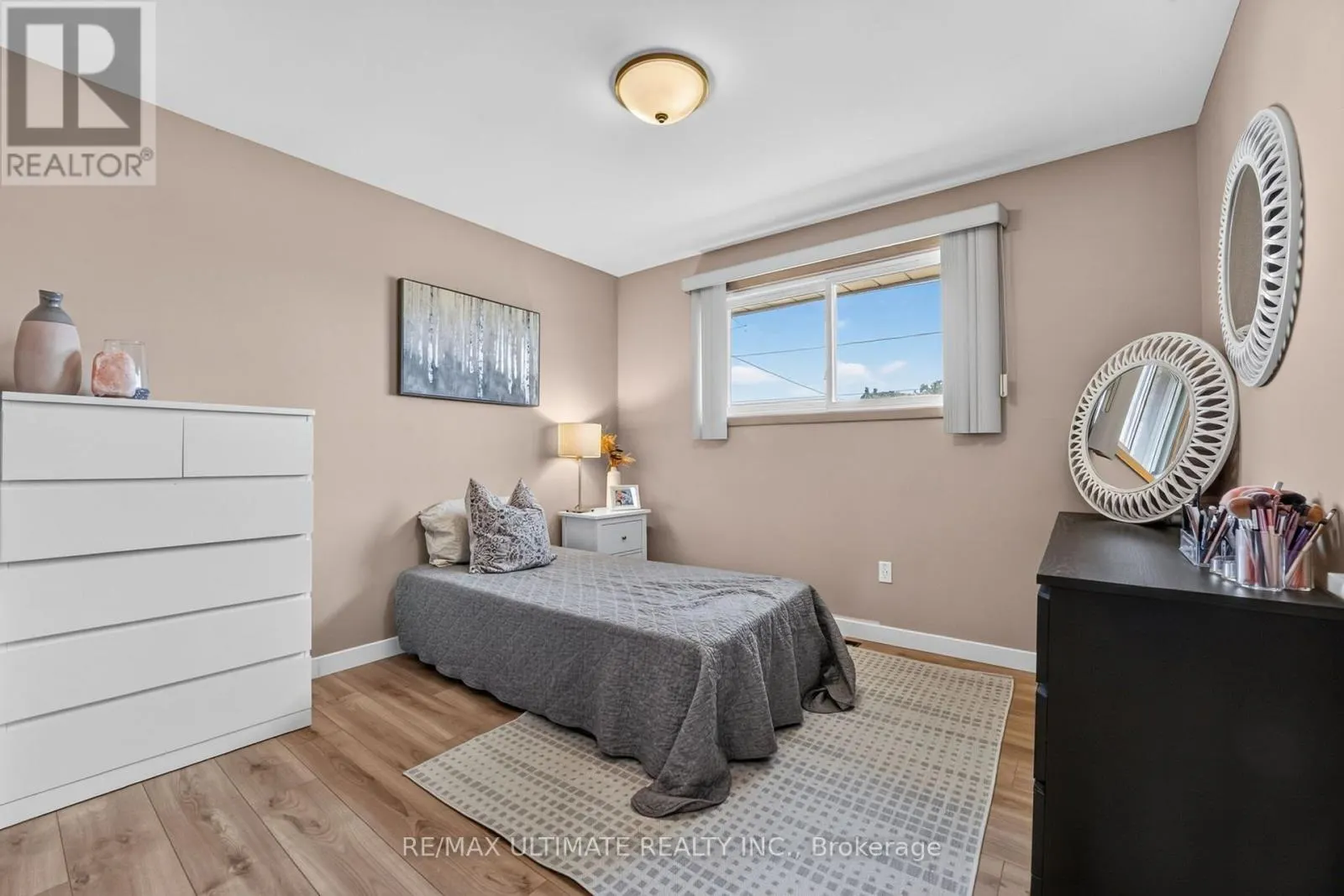 80 SAINT ANDREWS AVENUE