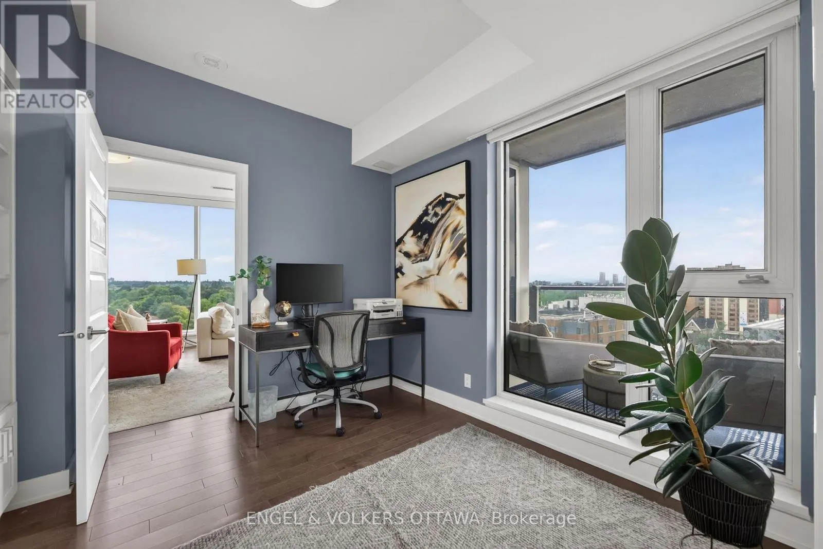 1103 - 1035 BANK STREET