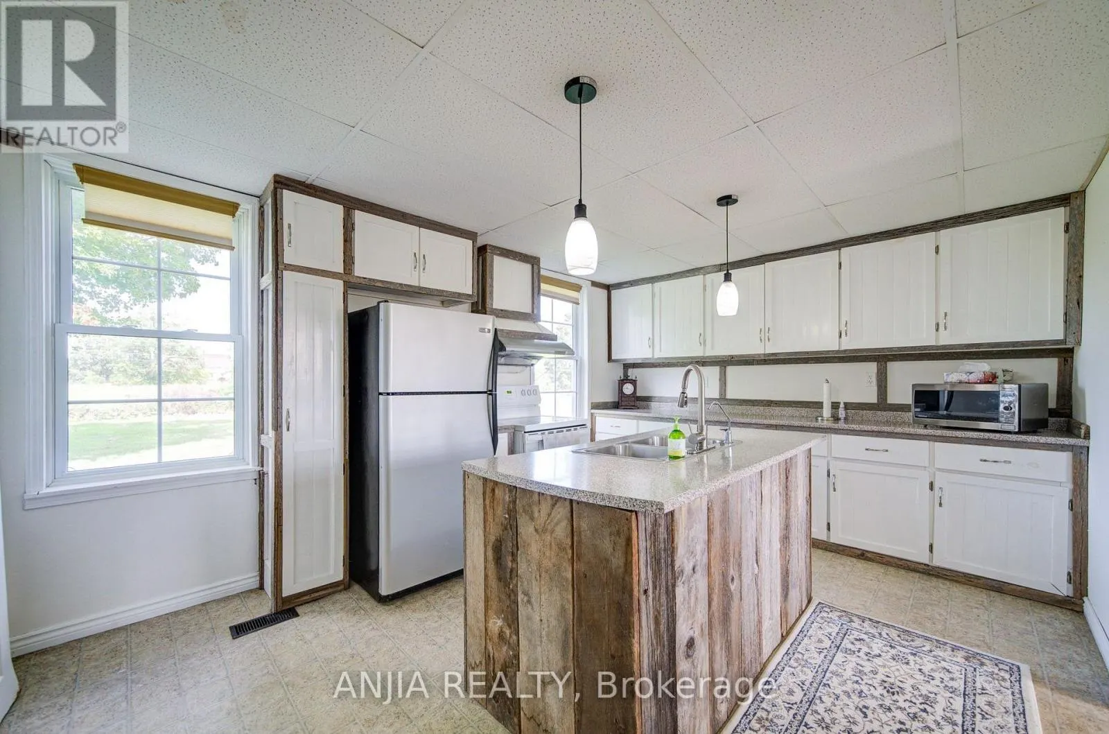 1290 ROSEBUSH ROAD