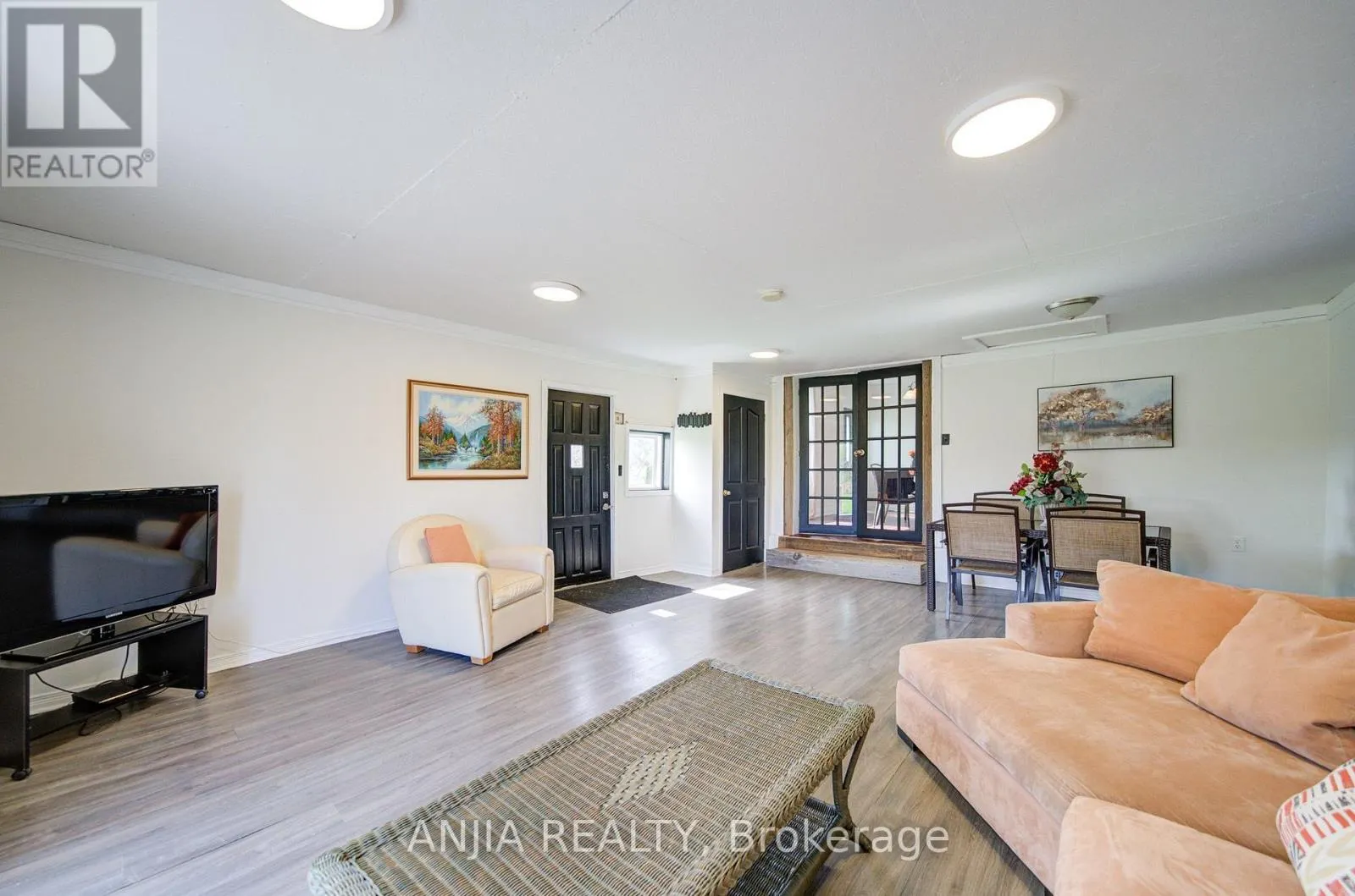 1290 ROSEBUSH ROAD