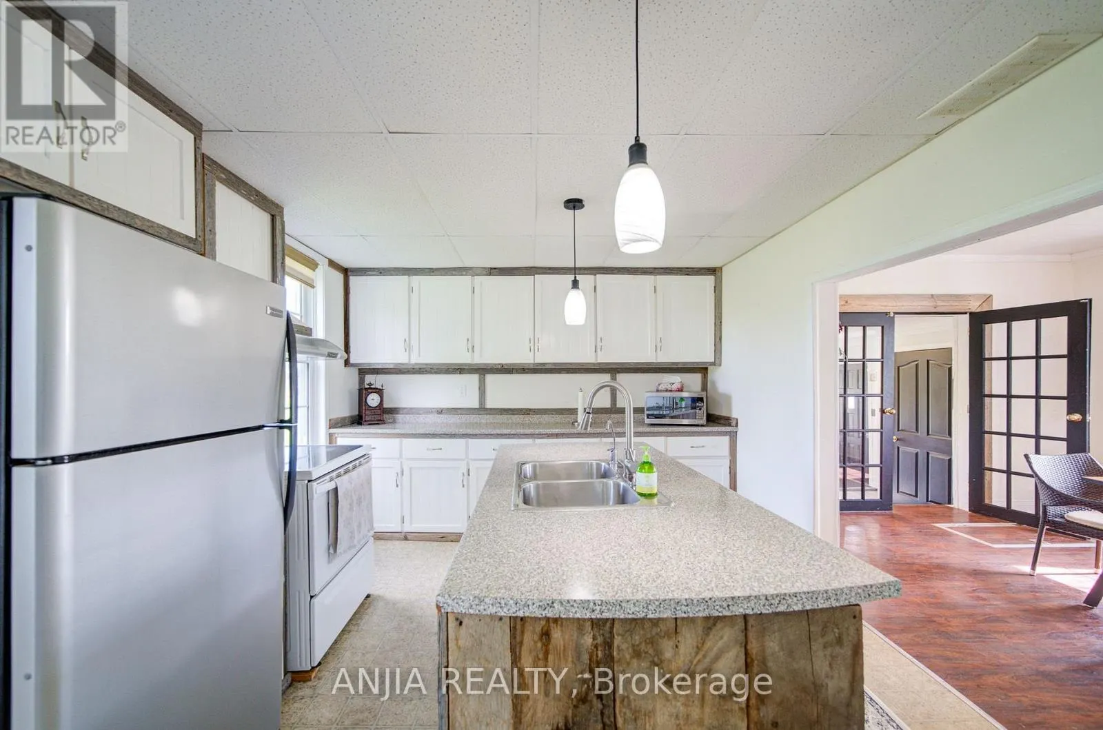 1290 ROSEBUSH ROAD