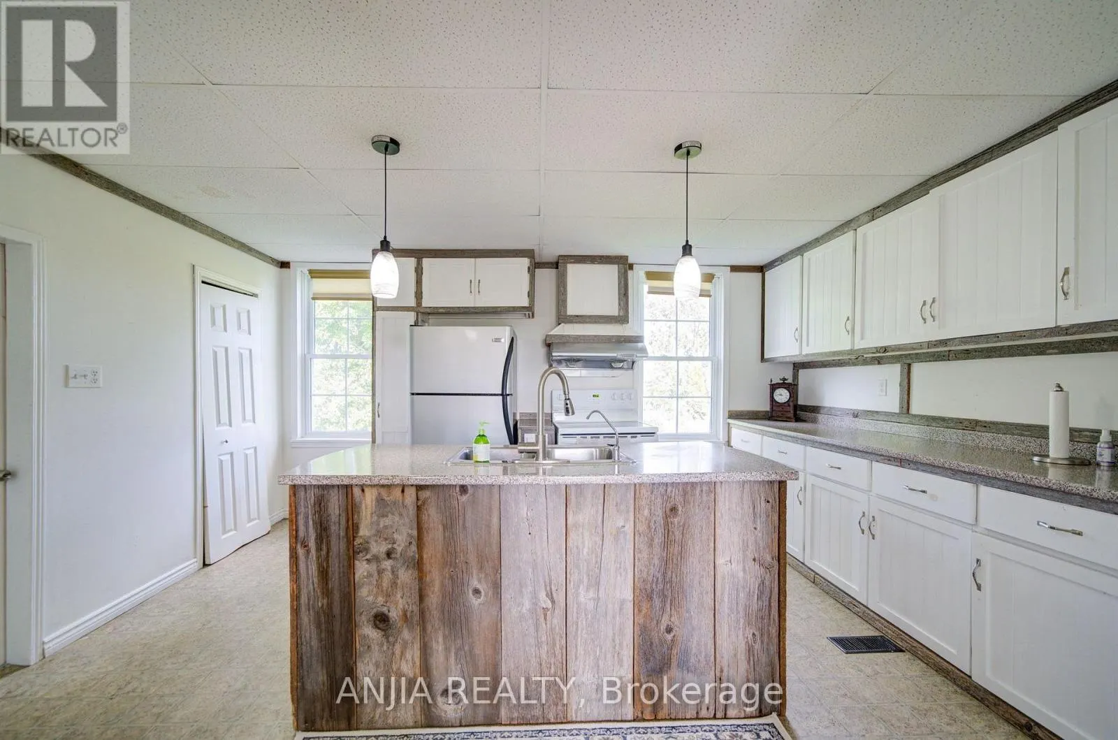 1290 ROSEBUSH ROAD