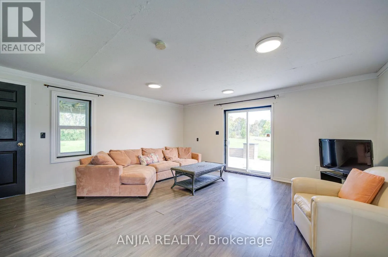 1290 ROSEBUSH ROAD