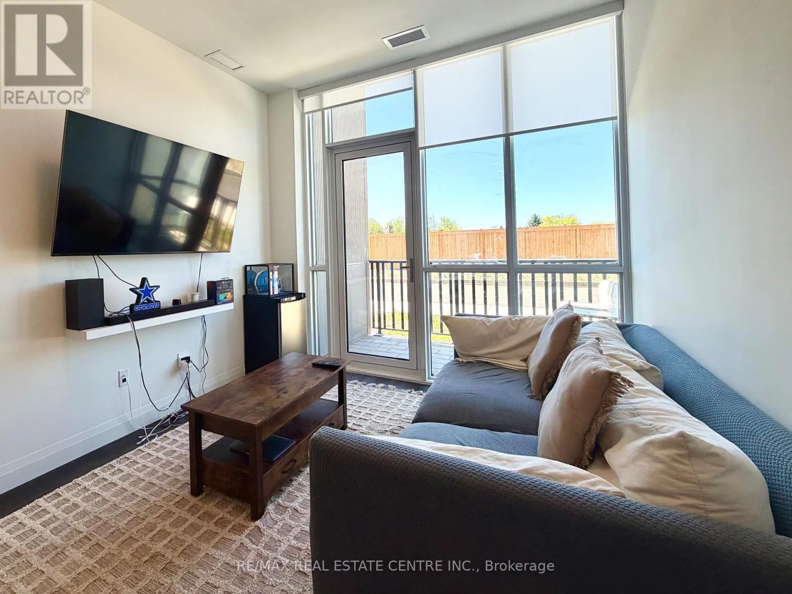 106 - 1333 WEBER STREET E