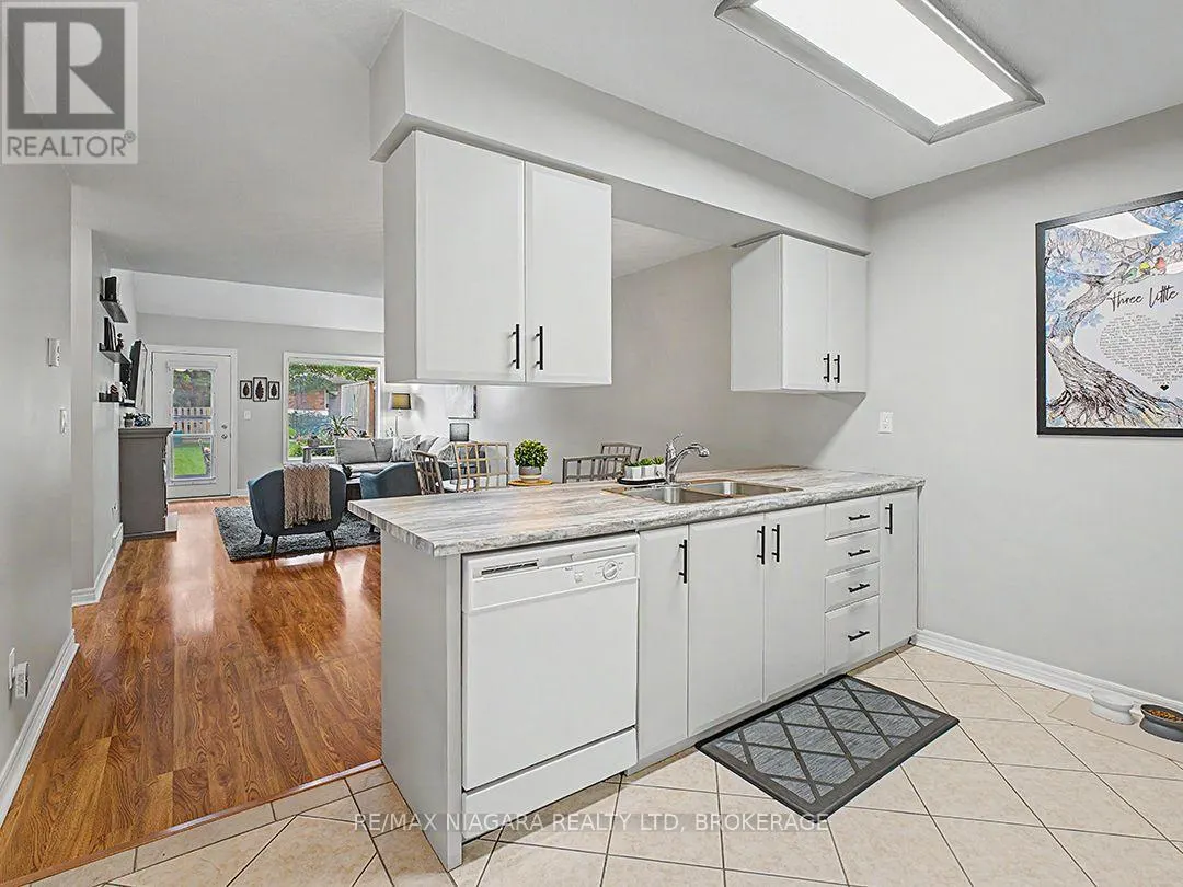 319 ELGIN STREET