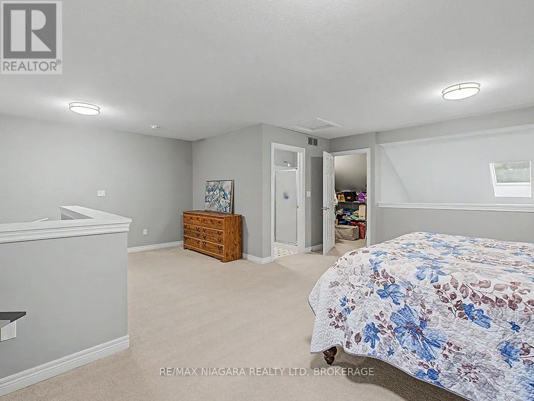 319 ELGIN STREET