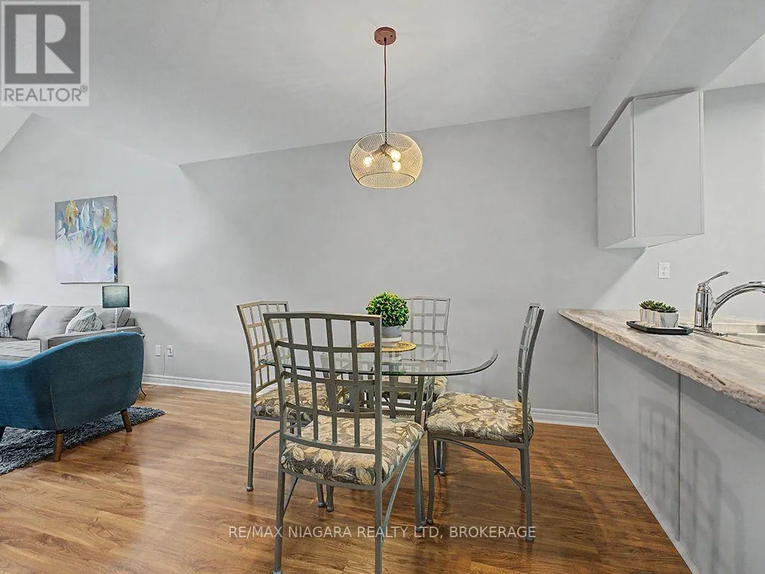 319 ELGIN STREET