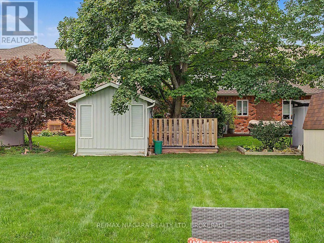 319 ELGIN STREET