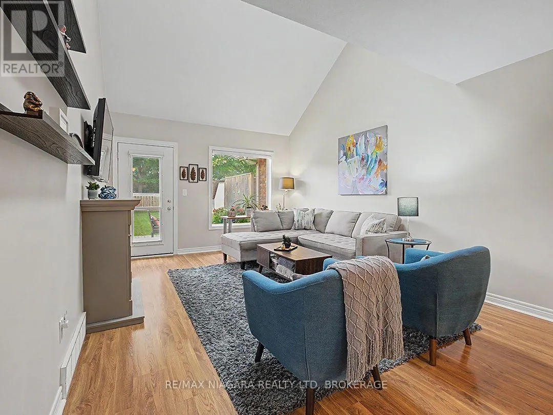 319 ELGIN STREET